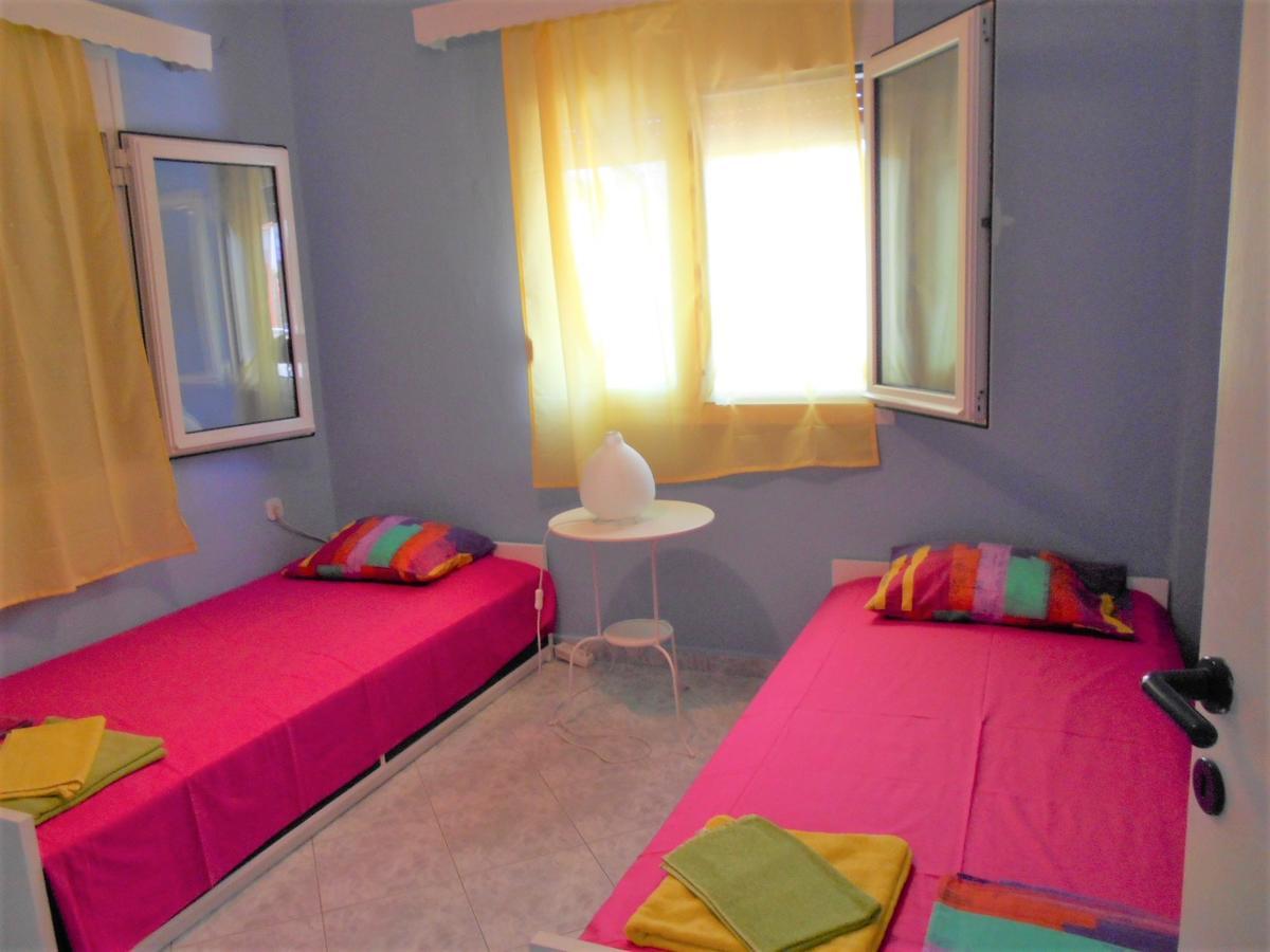 Sophies Apartments Ormos أورموس باناجياس المظهر الخارجي الصورة